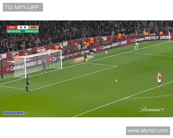 中超激战本菲卡与阿森纳战平点球大战引发争议与热议 中超激战本菲卡与阿森纳战平点球大战引发争议与热议