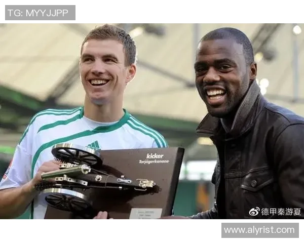 德国拜仁姚明的篮球传奇与足球巨星的跨界合作之路 德国拜仁姚明的篮球传奇与足球巨星的跨界合作之路