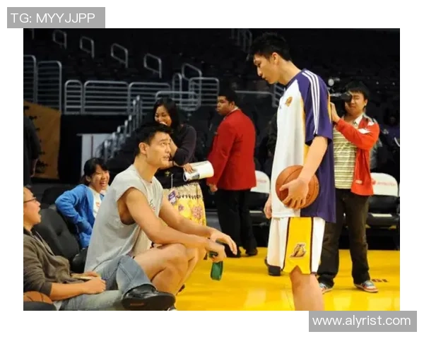 孙悦与姚明共同训练揭秘篮球技巧与团队合作的完美结合