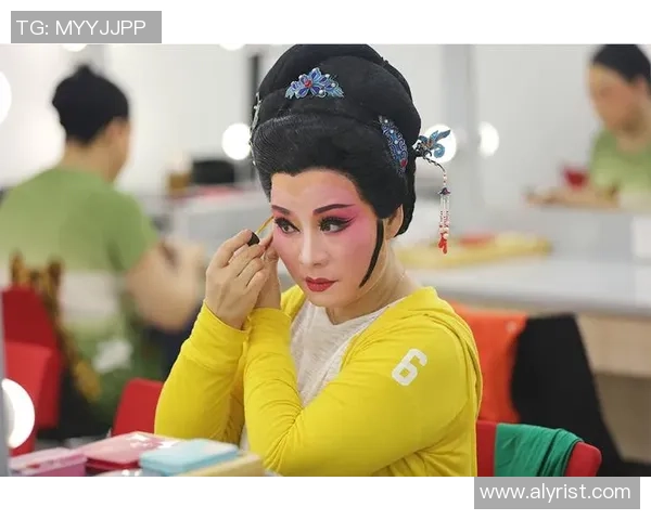 越剧明星姚明的艺术人生与舞台魅力探秘 越剧明星姚明的艺术人生与舞台魅力探秘