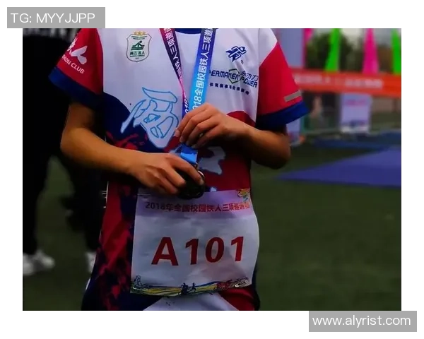 重庆篮球队的耐力挑战与训练探索聚焦篮球运动的持久力提升 重庆篮球队的耐力挑战与训练探索聚焦篮球运动的持久力提升