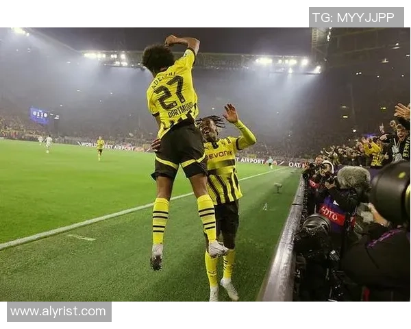 阿森纳主场狂胜多特蒙德四球大捷引发全场欢呼瞬间回顾 阿森纳主场狂胜多特蒙德四球大捷引发全场欢呼瞬间回顾