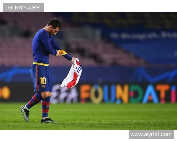 友谊赛巴黎圣日耳曼与莱比锡激战成平局红牌事件引发全场热议 友谊赛巴黎圣日耳曼与莱比锡激战成平局红牌事件引发全场热议