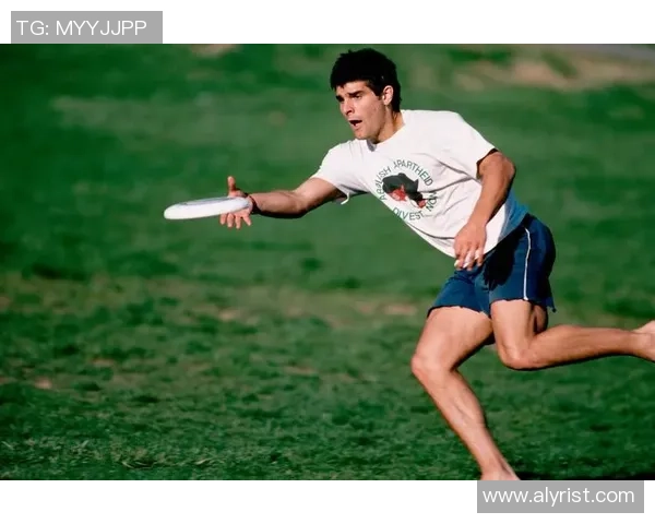 飞盘运动的魅力与挑战：深入了解深圳飞盘队的耐力与团队精神