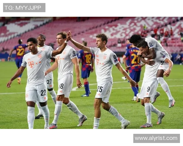 世界杯精彩对决皇马完胜曼联绝杀瞬间引发全场狂欢数据分析揭秘