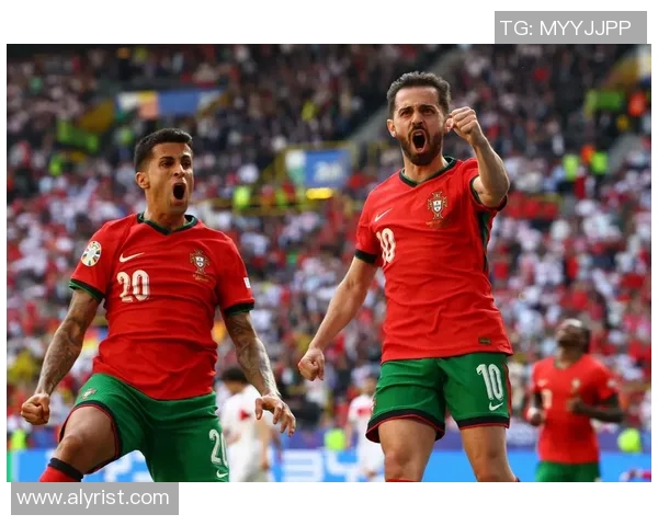 世界杯精彩对决：里昂与热刺战成平局乌龙球引发全场热议