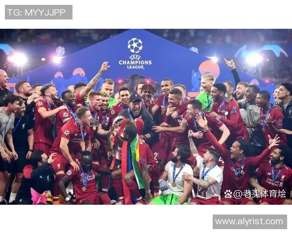 欧联杯精彩对决里昂狂胜热刺六球大战乌龙球引发全场沸腾 欧联杯精彩对决里昂狂胜热刺六球大战乌龙球引发全场沸腾