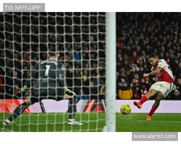 阿森纳狂胜曼联五球大捷帽子戏法点燃足总杯激情时刻 阿森纳狂胜曼联五球大捷帽子戏法点燃足总杯激情时刻